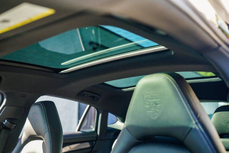 2020 Porsche Panamera