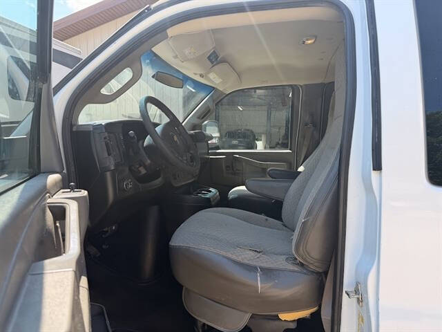 2017 Chevrolet Express LT 3500