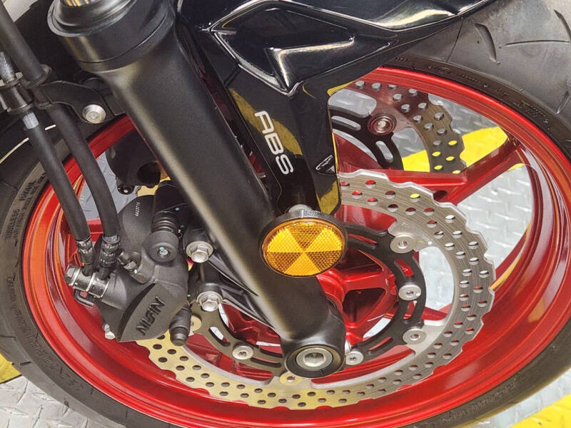 2024 Kawasaki Z650 (ABS)