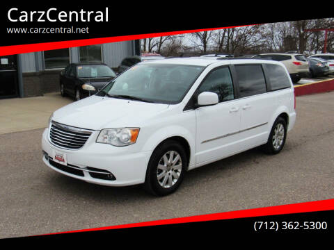 2014 Chrysler Town and Country Touring