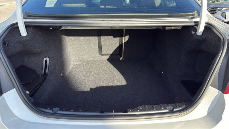 2016 BMW 5 Series 528i