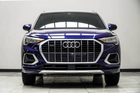 2022 Audi Q3 quattro Premium 40 TFSI