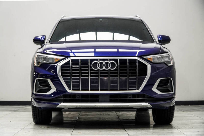 2022 Audi Q3 quattro Premium 40 TFSI