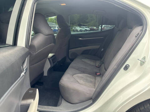 2022 Toyota Camry LE