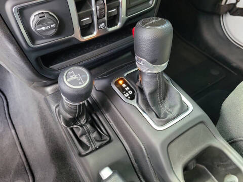 2025 Jeep Gladiator NightHawk
