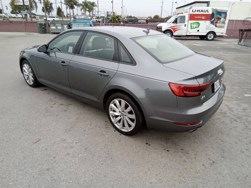 2017 Audi A4 2.0T quattro Premium