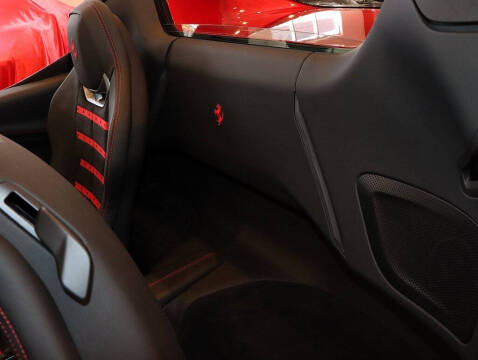 2024 Ferrari 296 GTS