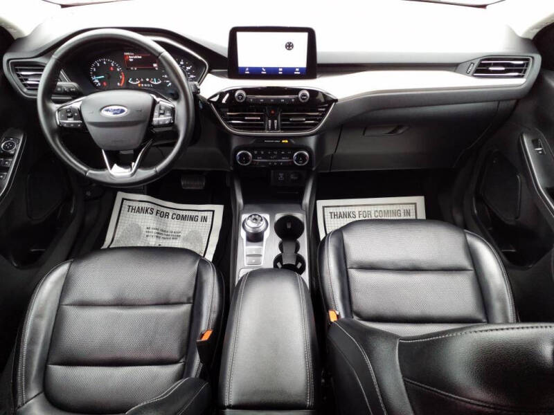 2022 Ford Escape SEL