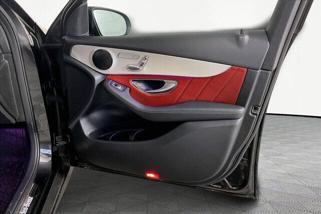 2021 Mercedes-Benz GLC GLC 300 4MATIC