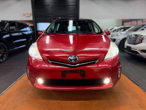 2012 Toyota Prius v Five