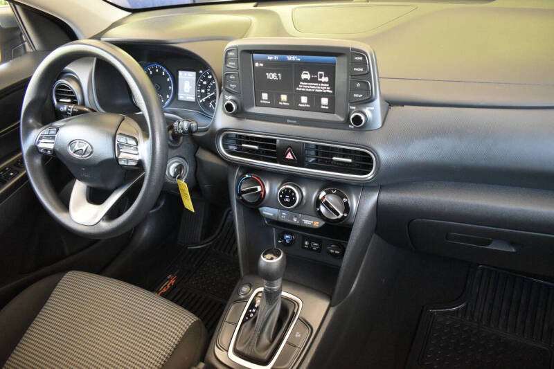 2021 Hyundai Kona SE