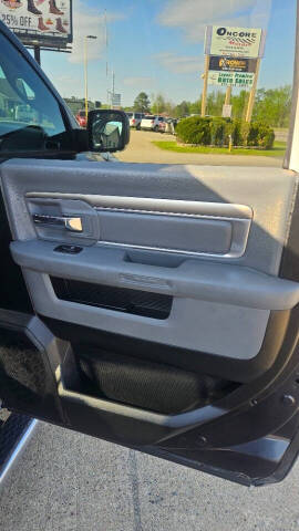 2017 RAM 1500 SLT