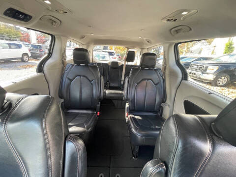 2018 Chrysler Pacifica Touring L