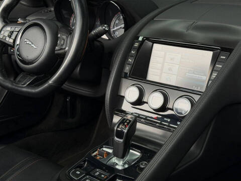 2015 Jaguar F-TYPE V8 S