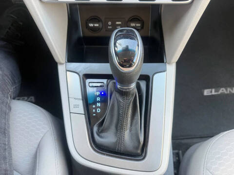 2020 Hyundai Elantra