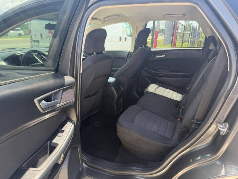 2017 Ford Edge SE
