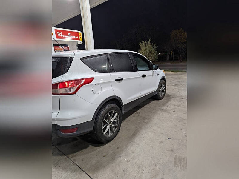 2014 Ford Escape S