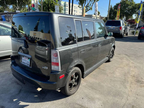2006 Scion xB