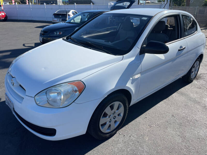 2009 Hyundai Accent for sale at CARZ LLC in Encinitas CA