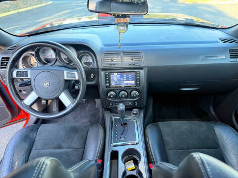 2010 Dodge Challenger SRT8