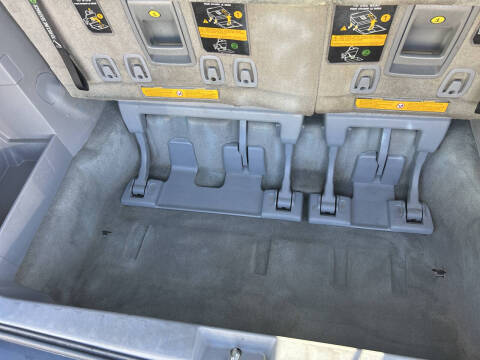 2012 Toyota Sienna LE 7-Passenger