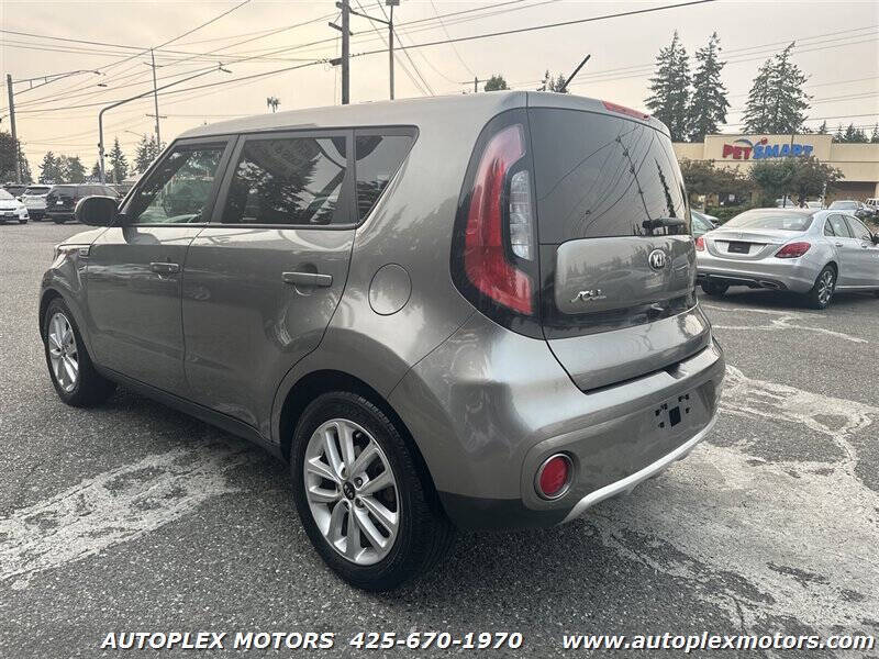 2017 Kia Soul +
