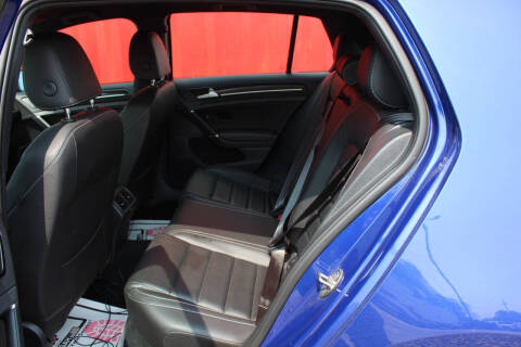 2016 Volkswagen Golf R 4Motion