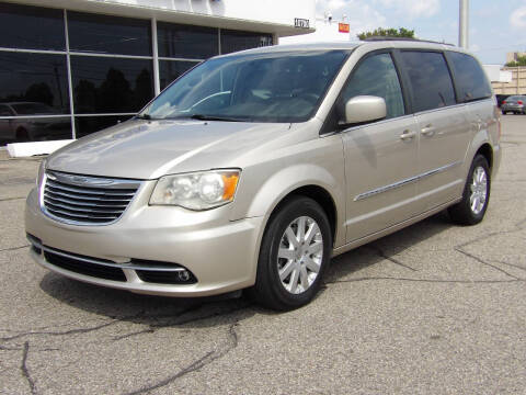 2015 Chrysler Town and Country Touring