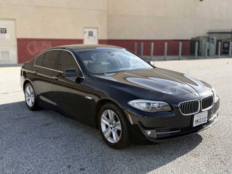 2011 BMW 5 Series 528i