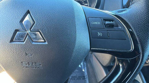 2024 Mitsubishi Outlander Sport SE