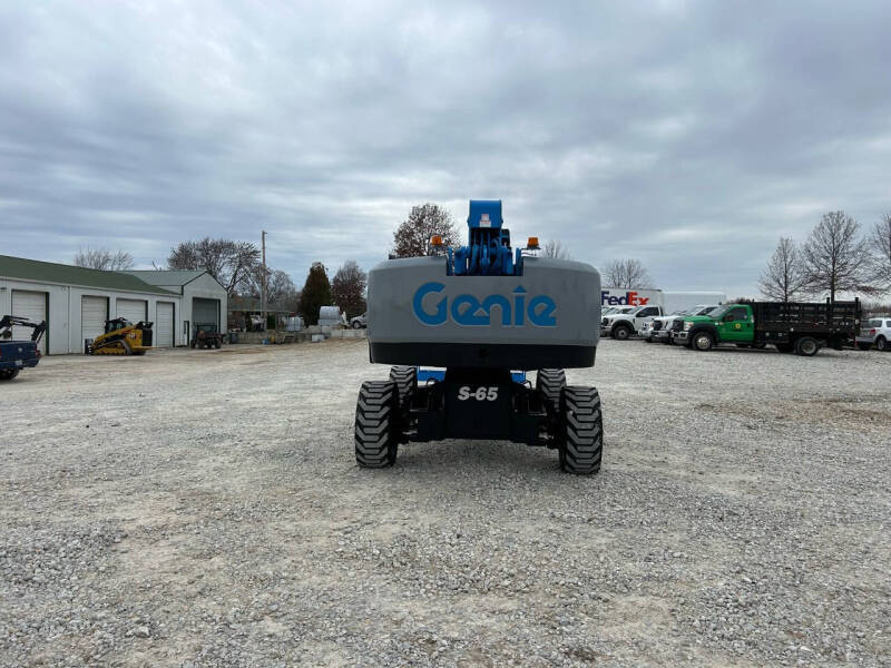 2017 Genie S-65 Boom / Manlift