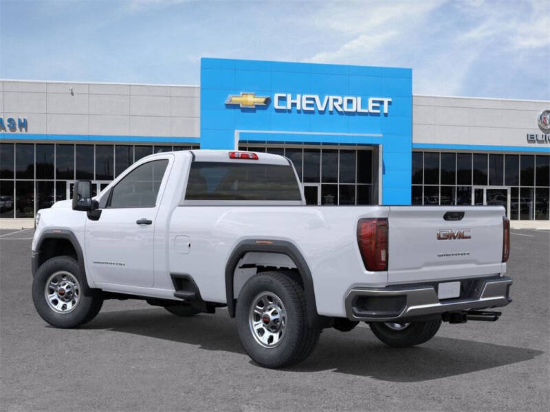 2025 GMC Sierra 2500HD Pro