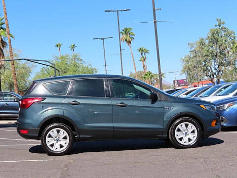 2019 Ford Escape S