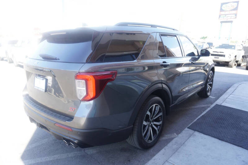 2020 Ford Explorer ST
