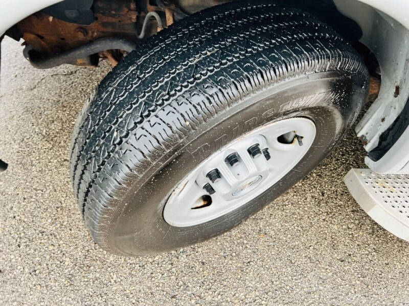 2017 Chevrolet Express LS 3500