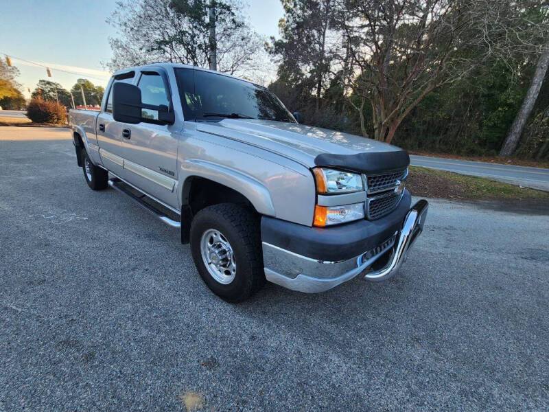 2005 Chevrolet Silverado 2500HD LS's photo