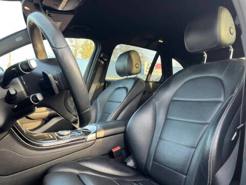 2017 Mercedes-Benz GLC GLC 300
