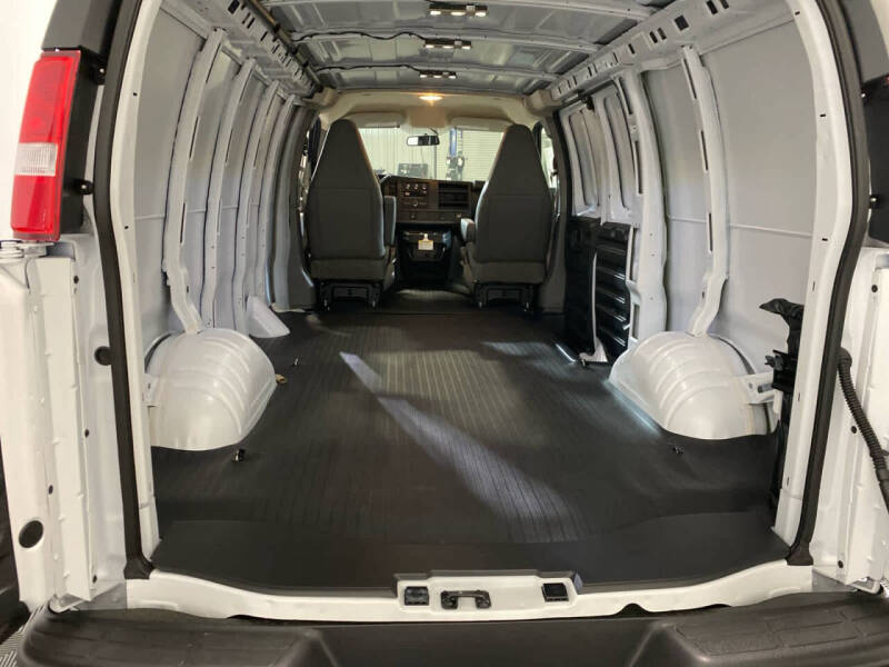2026 Chevrolet Express 2500