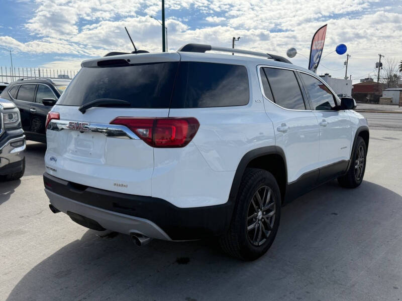 2017 GMC Acadia SLT-1