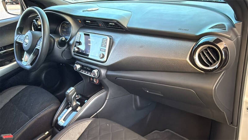 2019 Nissan Kicks SV