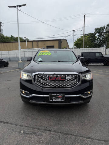 2017 GMC Acadia Denali