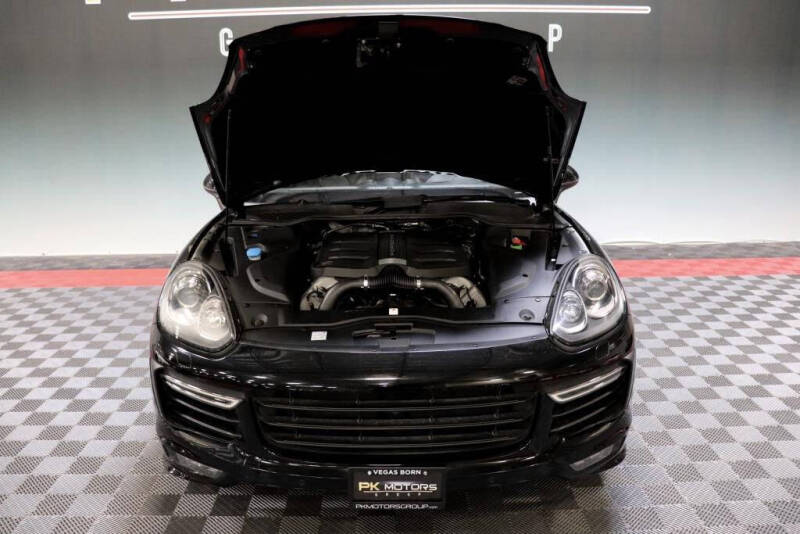 2017 Porsche Cayenne GTS