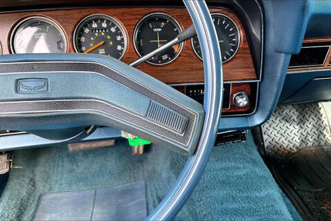 1977 Ford Crown Victoria