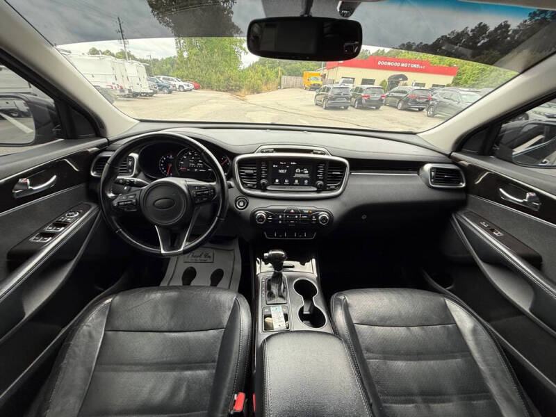 2017 Kia Sorento EX V6