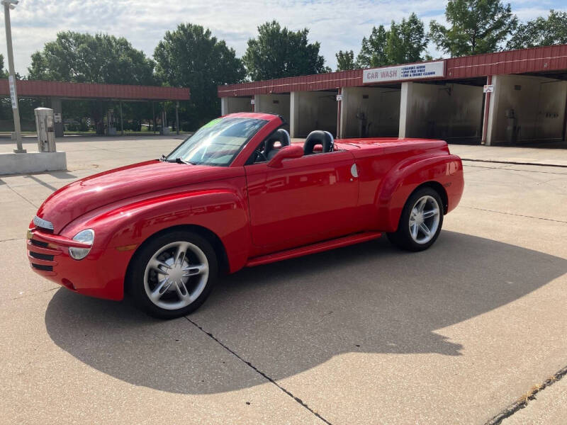 2004 Chevrolet SSR LS