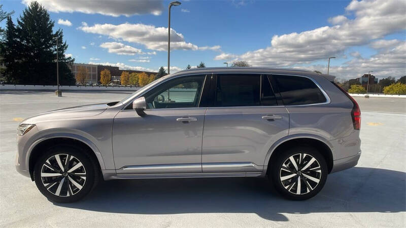 2026 Volvo XC90 B5 Core