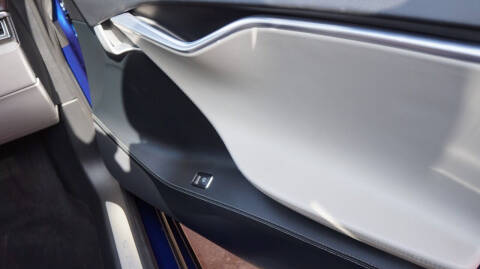 2016 Tesla Model S 90D