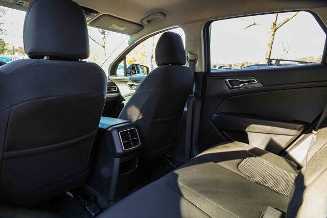 2023 Kia Sportage Hybrid LX