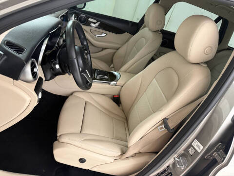 2020 Mercedes-Benz GLC GLC 300