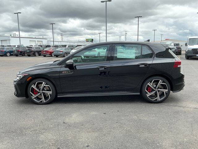 2026 Volkswagen Golf GTI SE